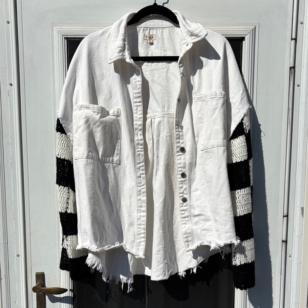 POL Ladies White Black Crochet sleeves button down Shirt/Jacket-M